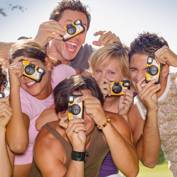 Kodak Funsaver Disposable Camera Bulk one time Single use 7-Pack 27exp 35mm Camera Bundled with Balveli Premium Microfiber Cloths - Bulk Kodak Disposable Film Camera 35mm - Image 7